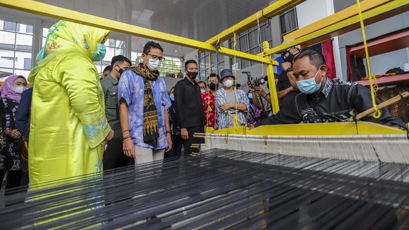 Sandiaga Uno Tinjau Industri Pariwisata Kepulauan Riau - Bagian 2