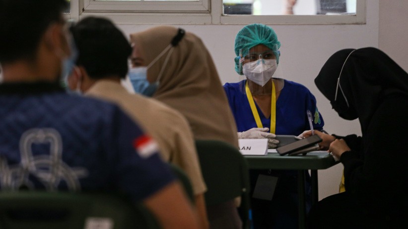 Proses Vaksinasi Ribuan Tenaga Kesehatan RSD Wisma Atlet Selesai 2 Minggu - Bagian 2