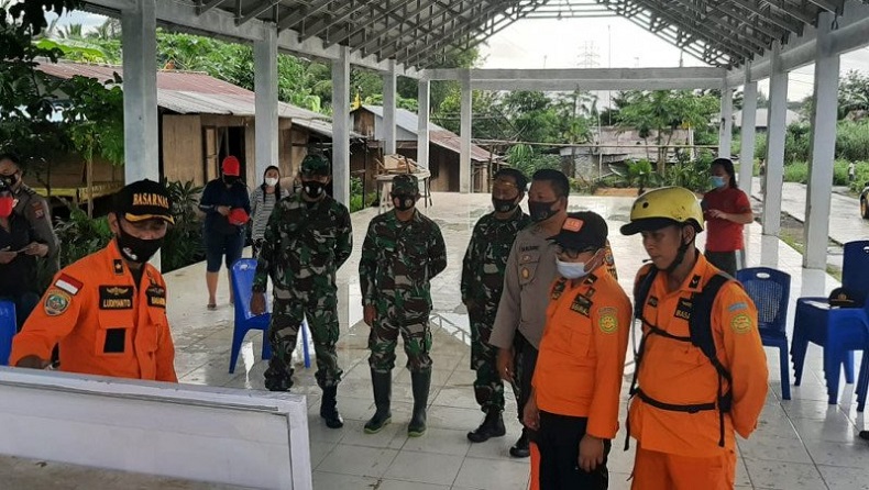 title Anak di Minahasa Utara Jatuh ke Selokan dan Terseret Arus, Tim SAR Gabungan Cari Korban Anak di Minahasa Utara Jatuh ke Selokan dan Terseret Arus, Tim SAR Gabungan Cari Korban