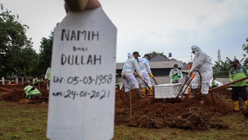 Kasus Covid-19 Terus Bertambah, TPU Bambu Apus Buka 700 Liang Lahat Baru - Bagian 2