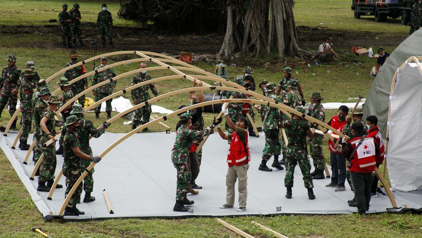 TNI AD Bangun Rumah Sakit Lapangan Covid-19 di Benteng Vastenburg Solo - Bagian 2