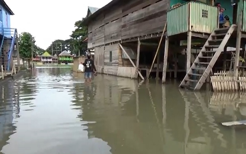 Banjir Masih Rendam 2 Kelurahan di Wajo, Warga Sulit Beraktivitas