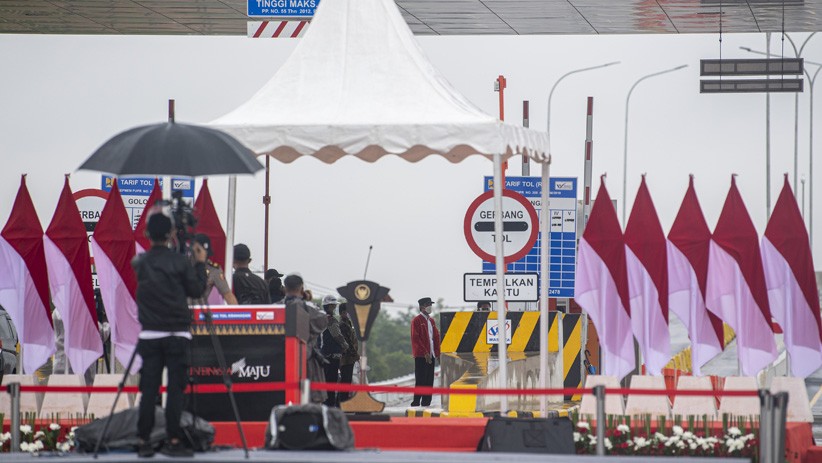 Presiden Jokowi Resmikan Jalan Tol Palembang-Kayu Agung - Bagian 3