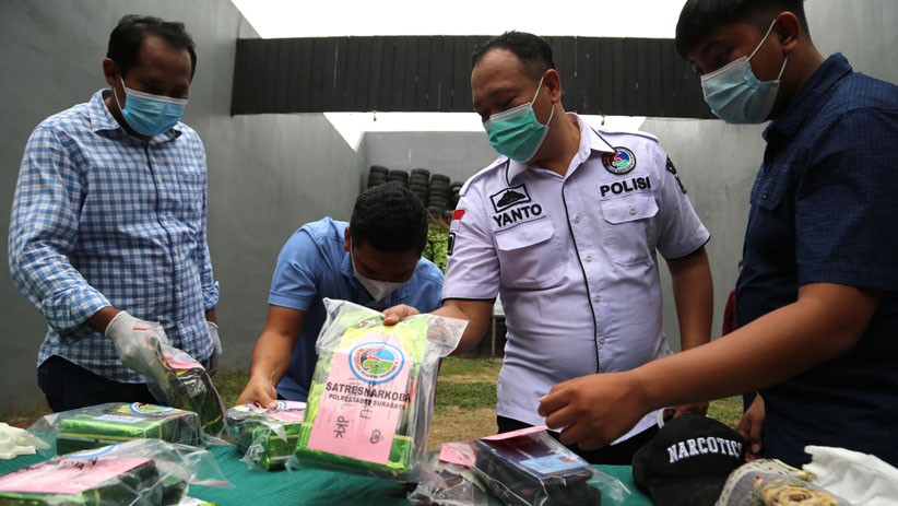 Polrestabes Surabaya Gagalkan Peredaran 8 Kg Sabu Jaringan Jawa-Sumatera - Bagian 2