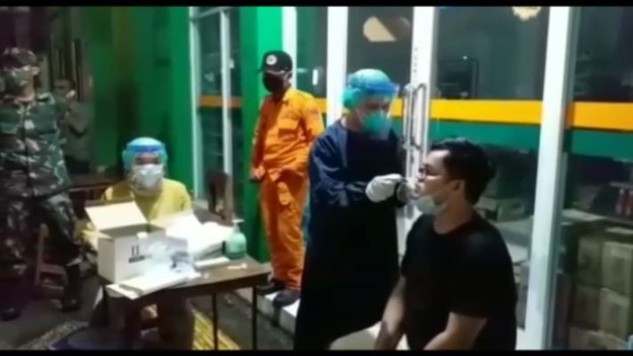 Kafe di Tasikmalaya Dirazia, Pengunjung harus Rapid Test Antigen di Tempat