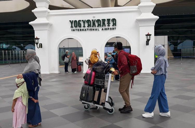Tak Terdampak Erupsi Merapi, Bandara YIA Aman untuk Penerbangan