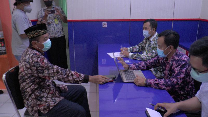 title Dituding Salahgunakan Wewenang saat Pilkada, Ini Jawaban Menohok Bupati Rembang Abdul Hafidz Dituding Salahgunakan Wewenang saat Pilkada, Ini Jawaban Menohok Bupati Rembang Abdul Hafidz