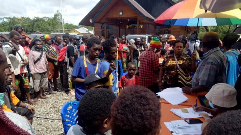 10 Bulan Mengungsi, 670 Warga Tembagapura Dipulangkan ke Kampung Halaman