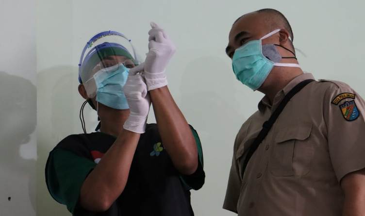2.334 Nakes di Kota Pekalongan Telah Divaksin Covid-19