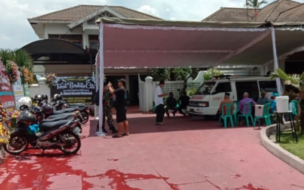 title Kabar Duka, Mantan Wagub Jatim dan Bupati Malang Abdul Hamid Meninggal Dunia Kabar Duka, Mantan Wagub Jatim dan Bupati Malang Abdul Hamid Meninggal Dunia