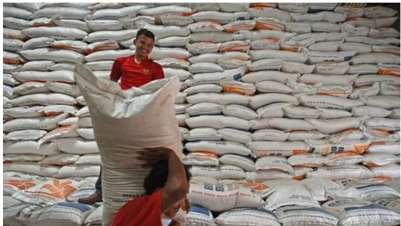 title Bulog Lampung Lampaui Target, Penyerapan Beras dari Petani Sampai 65.000 Ton Bulog Lampung Lampaui Target, Penyerapan Beras dari Petani Sampai 65.000 Ton