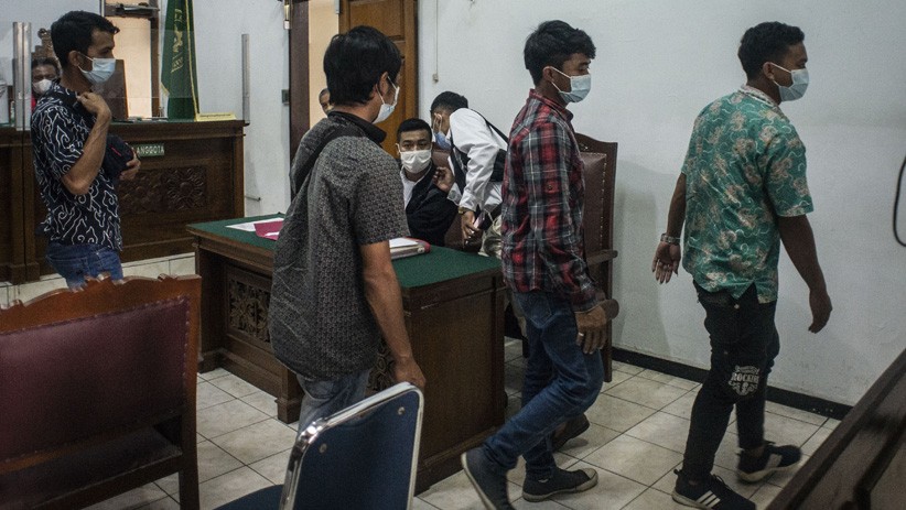 6 Terdakwa Kasus Kebakaran Gedung Kejaksaan Agung Jalani Sidang Perdana - Bagian 3