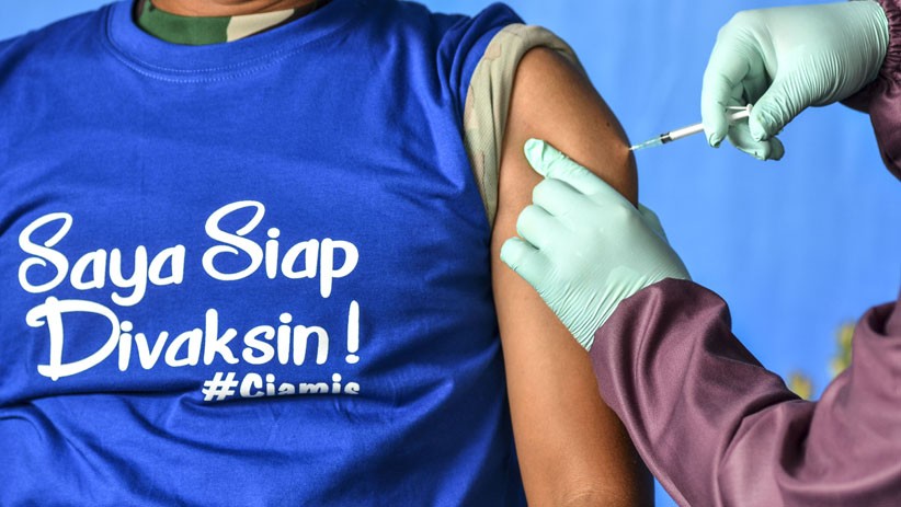 3.842 Orang Disuntik Vaksin Covid-19 Tahap Pertama di Ciamis - Bagian 1