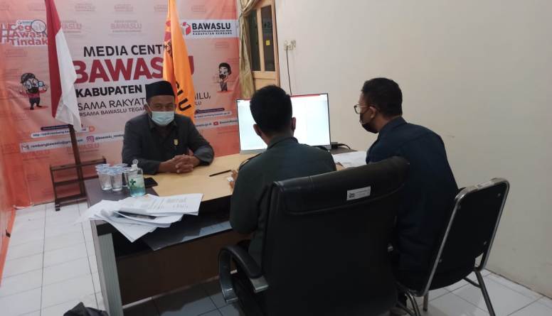Dugaan Pelanggaran Pilkada, Bawaslu Rembang Klarifikasi 10 Orang   