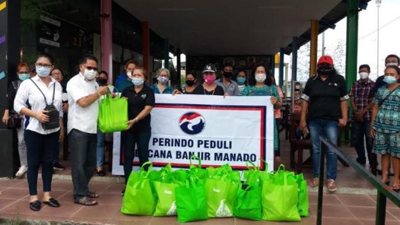 Perindo Beri Bantuan ke Pelaku UMKM Terdampak Bencana di Manado 