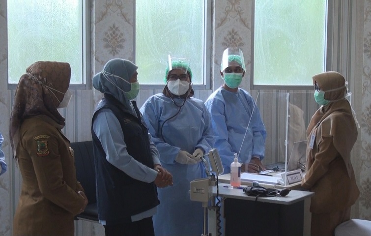 Gubernur Khofifah Minta Vaksinasi Covid-19 Kota Mojokerto Dipercepat 