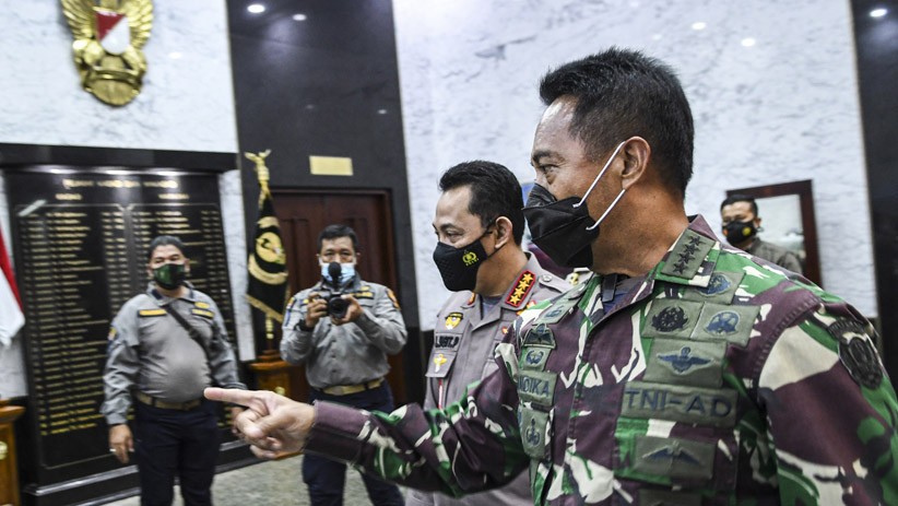 Momen Akrab Kapolri Jenderal Listyo Bertemu KSAD Jenderal Andika di Mabes TNI AD - Bagian 3