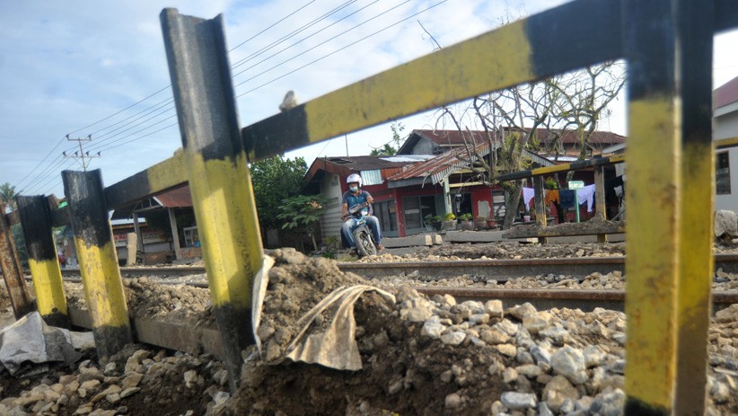 Puncak Arus Balik Mudik, PT KAI Imbau Pengguna Jalan Waspada di Pelintasan Sebidang