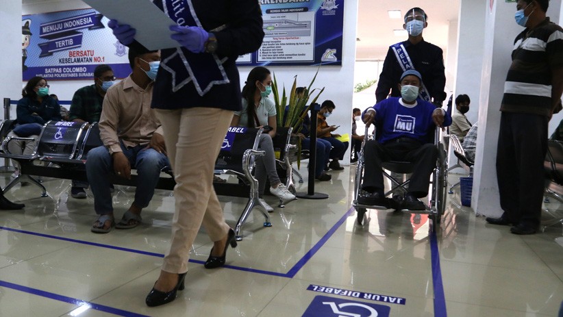 Melihat Penyandang Disabilitas Mengurus Pembuatan SIM di Satpas Colombo Surabaya - Bagian 4
