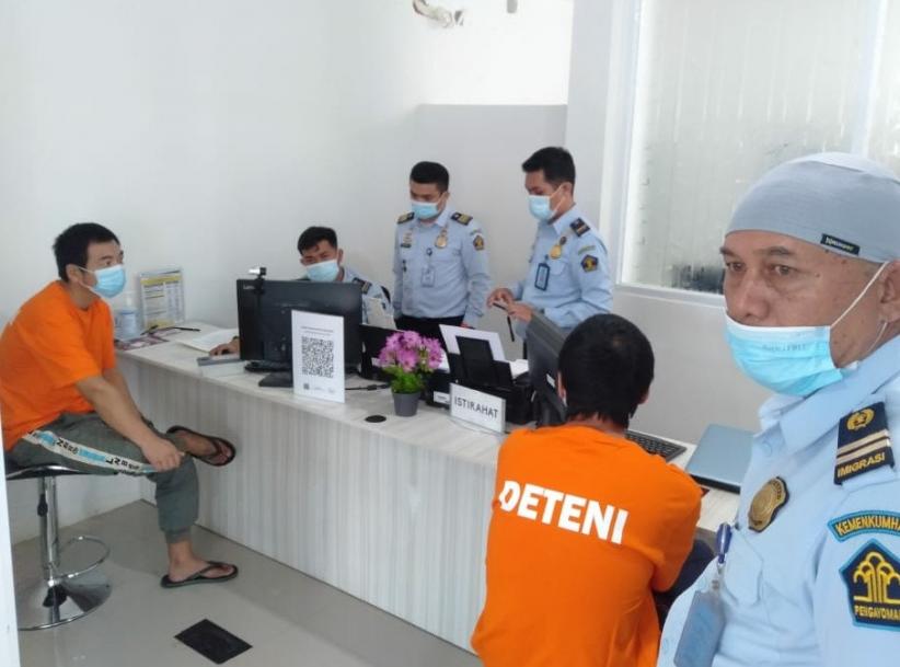 Salahi Izin Tinggal, 2 WNA China Diamankan Imigrasi Jambi