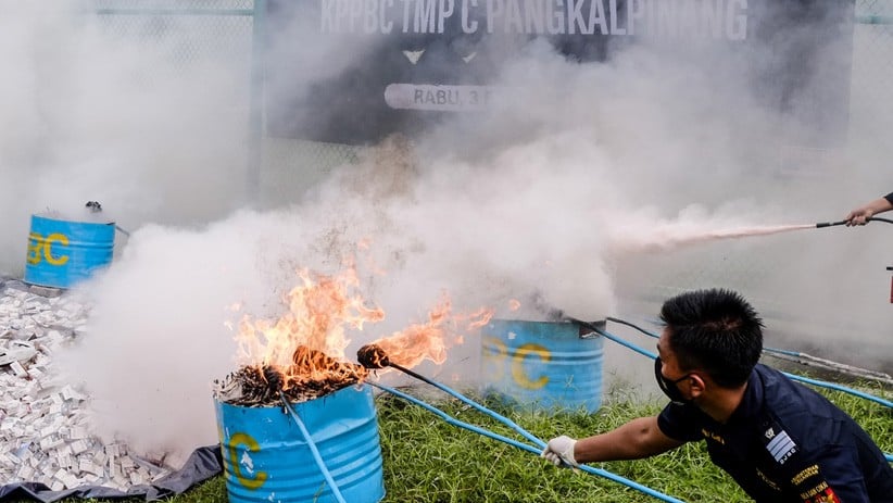 Bea Cukai Pangkalpinang Musnahkan Jutaan Rokok Ilegal Senilai Rp3,96 Miliar - Bagian 1