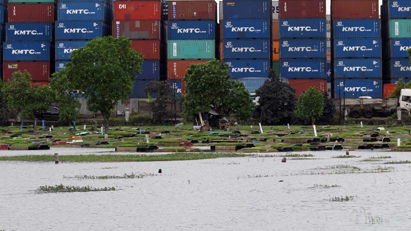 Banjir di TPU Semper Jakarta Utara Tak Pernah Surut Sejak Tahun 2000 - Bagian 5