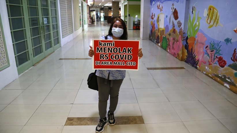 Aksi Pedagang Menolak Area Cito Mall Surabaya Dijadikan RS Darurat Covid-19 - Bagian 4