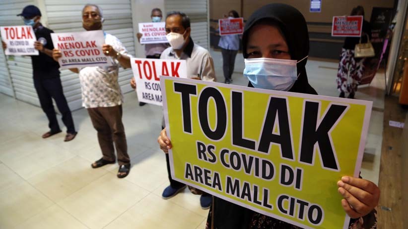 Aksi Pedagang Menolak Area Cito Mall Surabaya Dijadikan RS Darurat Covid-19 - Bagian 1