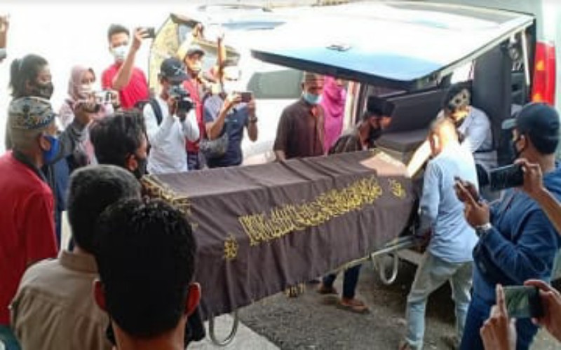 title Kontak Tembak di Banyuasin, DPO Pengeroyok Wartawan Tewas, Polisi dan Warga Terluka Kontak Tembak di Banyuasin, DPO Pengeroyok Wartawan Tewas, Polisi dan Warga Terluka