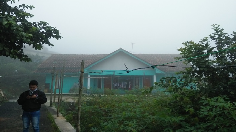 Berkunjung ke Negeri Dalam Pelukan Awan di Majalengka