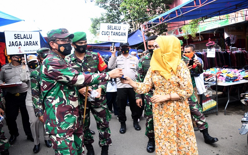 Instruksi Presiden, 6 Jenderal di Palembang Datangi Pasar Tradisional  