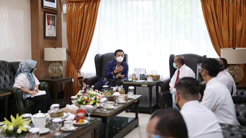 title Pj Wali Kota Makassar Minta Maaf ke PHRI soal Keterlambatan Dana Hibah Pariwisata Pj Wali Kota Makassar Minta Maaf ke PHRI soal Keterlambatan Dana Hibah Pariwisata