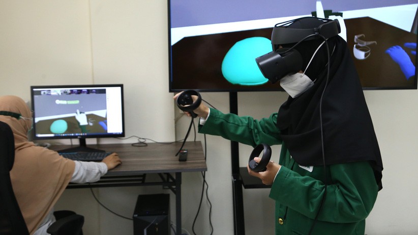 Begini Cara Calon Bidan Praktik Proses Persalinan secara Virtual - Bagian 2