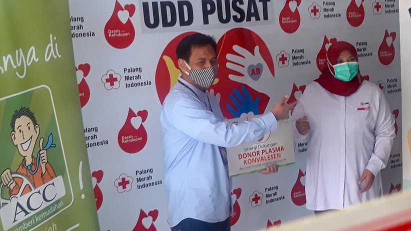 ACC Serahkan Bantuan Donor Plasma Konvalesen kepada PMI - Bagian 1