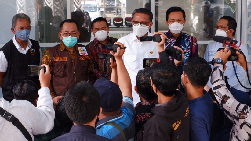 Gubernur Sulsel Nurdin Abdullah Jalani Vaksinasi Covid-19 Tahap 2