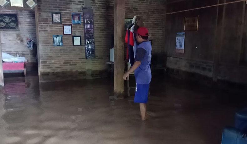 Sungai Mungkung-Garuda Sragen Meluap, Sawah dan Permukiman Warga Terendam Banjir
