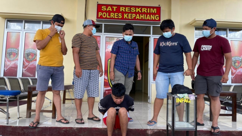 Nekat, Pencuri di Bengkulu Rela Pakai Mukena untuk Gondol Kotak Amal