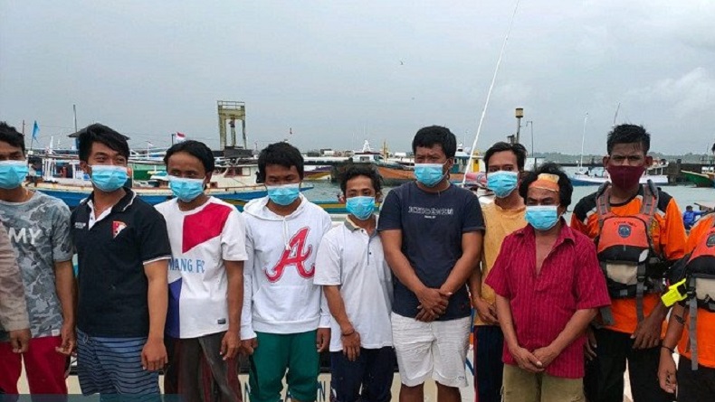 Kapal Mati Mesin dan Tenggelam di Perairan Pulau Wasir Maluku, 8 ABK Dievakuasi