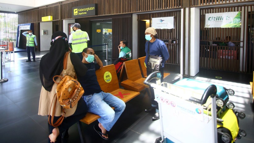 Gunung Raung Erupsi, Bandara Banyuwangi Tutup karena Sebaran Abu Vulkanik - Bagian 1