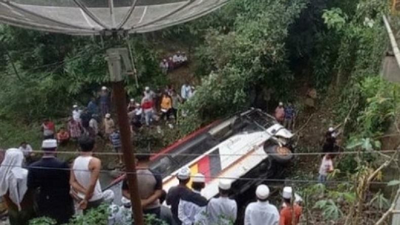 Kecelakaan Bus Masuk Jurang, Kepala Dinas Pemkab Agam Meninggal Jadi 2 Orang