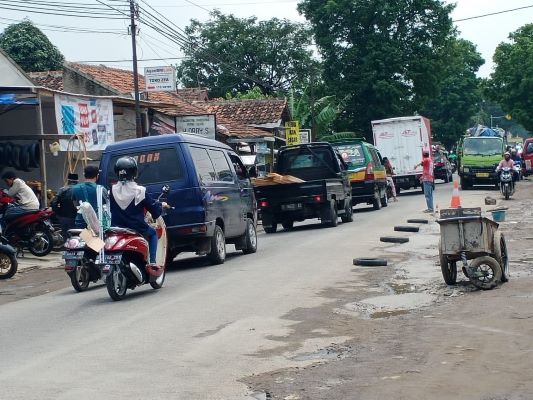Terganjal Tandatangan Direksi PT SMI, Proyek Jalan di Selatan KBB Belum Terealisasi 