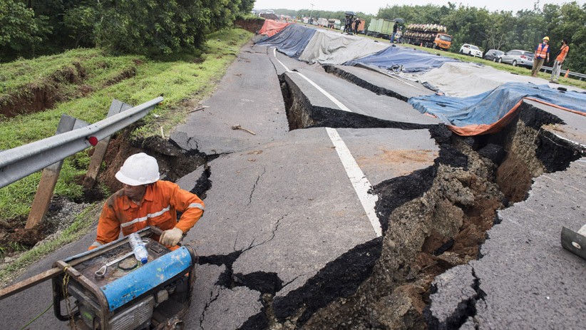 PVMBG: Ini Empat Dugaan Penyebab Jalan Km 122.400 Tol Cipali Ambles