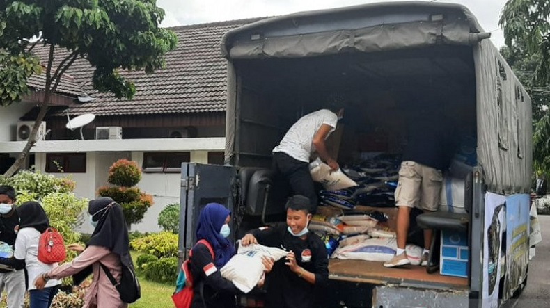 title Pemkab Bangka Salurkan 1 Ton Beras dan Uang Rp51 Juta Untuk Korban Gempa Sulbar Pemkab Bangka Salurkan 1 Ton Beras dan Uang Rp51 Juta Untuk Korban Gempa Sulbar
