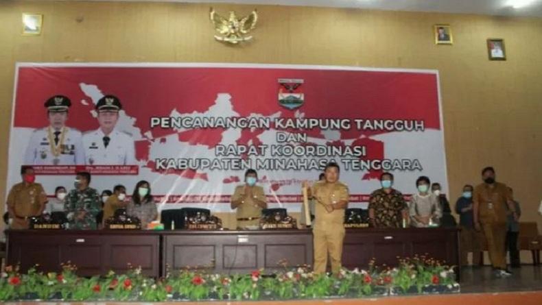 title Minahasa Tenggara Canangkan Program Kampung Tangguh Tekan Penyebaran Covid-19 Minahasa Tenggara Canangkan Program Kampung Tangguh Tekan Penyebaran Covid-19