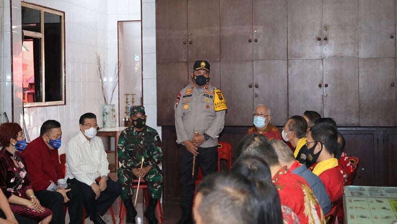 Kunjungi Vihara Gunung Timur, Polda Sumut Imbau Perayaan Imlek Terapkan Prokes