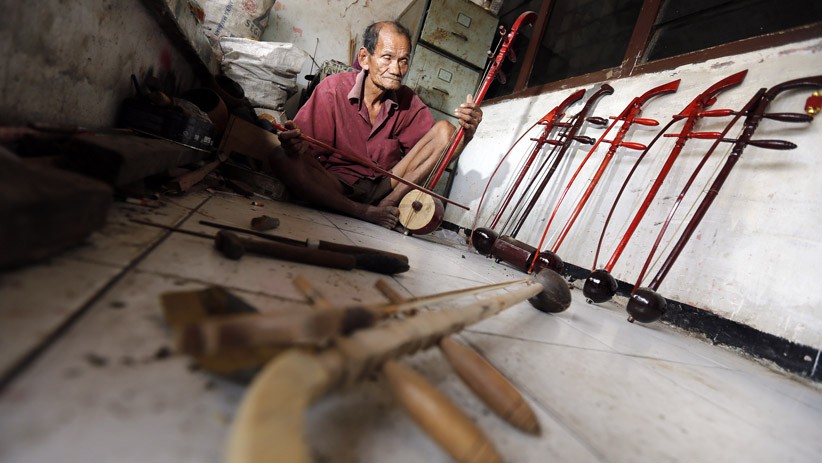 Mengenal Alat Musik Tehyan Buatan Seniman Keturunan Tionghoa - Bagian 2