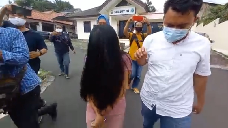 Mantan Istri Andika Kangen Band Digerebek Polisi saat Pesta Sabu