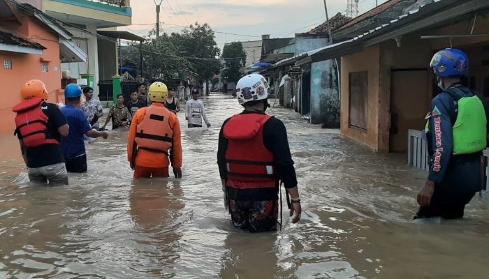 Banjir Subang dan Indramayu, Tim SAR Gabungan Evakuasi 6 Korban Meninggal