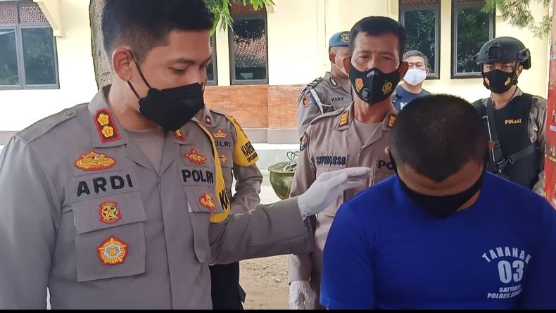 title Memprihatinkan, Mahasiswa yang Jadi Guru Ngaji Cabuli Anak di Bawah Umur Memprihatinkan, Mahasiswa yang Jadi Guru Ngaji Cabuli Anak di Bawah Umur
