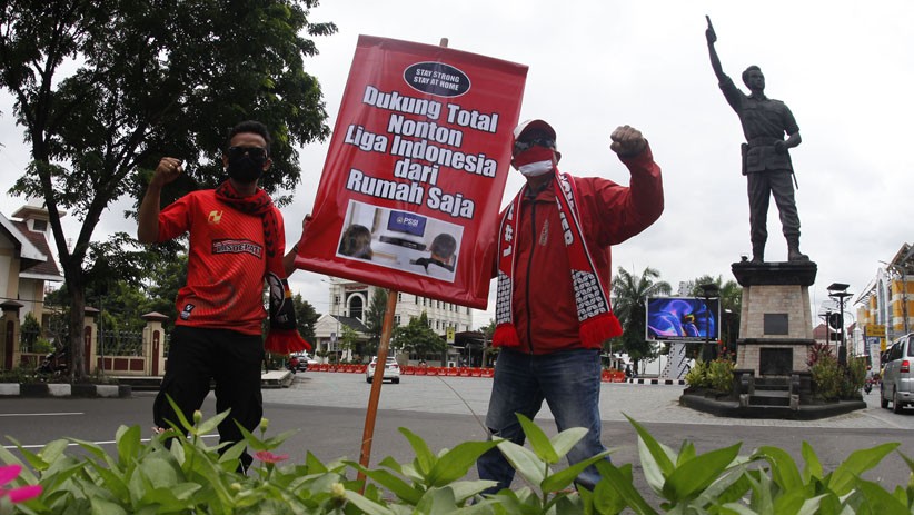 Suporter Pasoepati Dukung Nonton Liga Indonesia 2021 dari Rumah Saja - Bagian 1